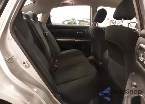 2015 Nissan Altima 2.5/2.5 S/2.5 Sl/2.5 Sv from USA, damaged, VIN 1N4AL3AP5FN391821